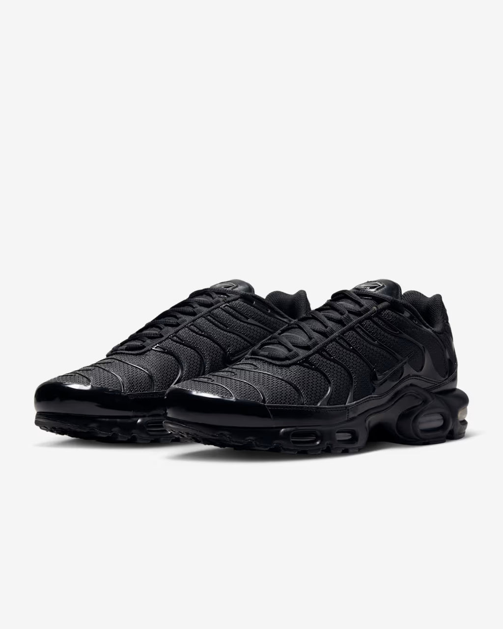 Nike Air Max Plus black sneakers