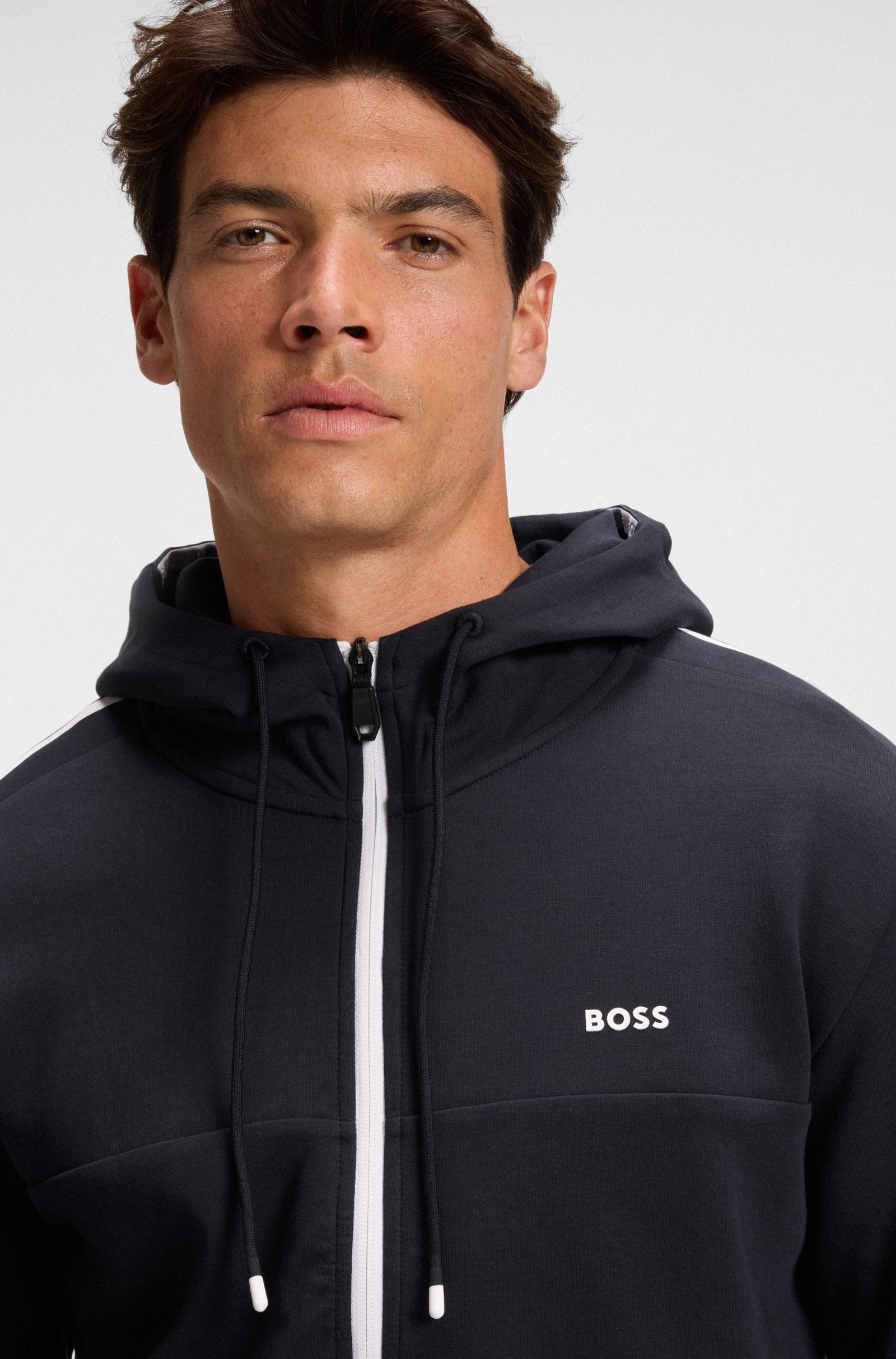 Hugo Boss Sudadera con capucha y cremallera en algodón elástico con aplique de raya