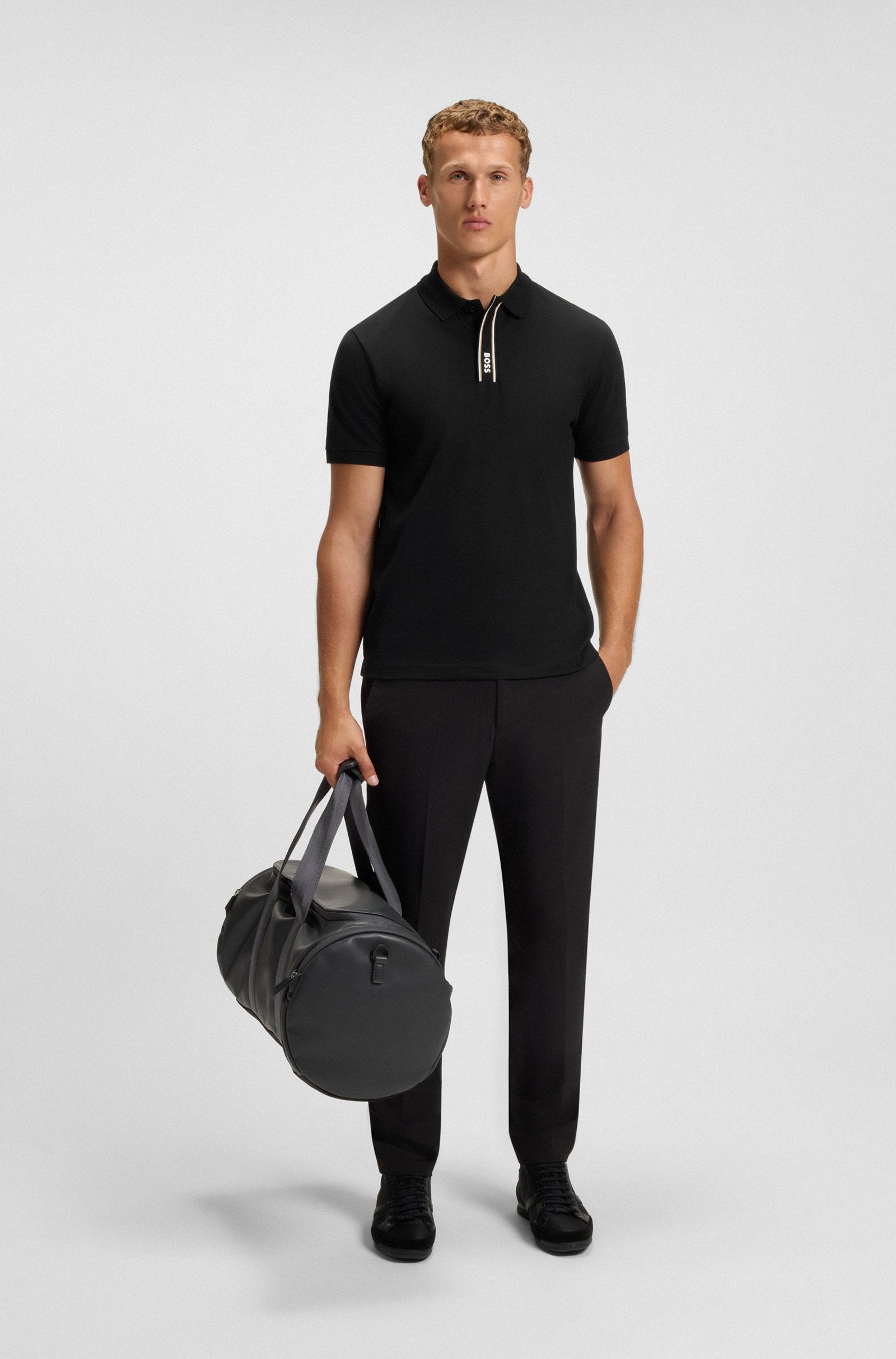 Hugo BossPolo Paddy con tapeta a rayas y logotipo